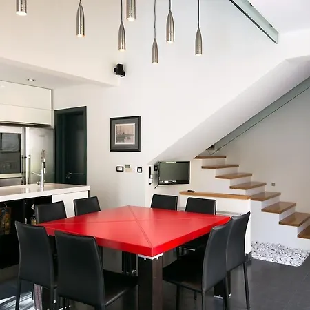 Villa Luxury White *
